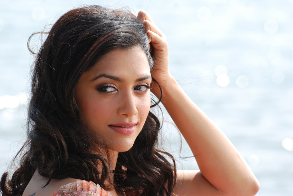 Exactly actress mamta mohandas hot opinion Actress mamta mohandas hot remarkable, very